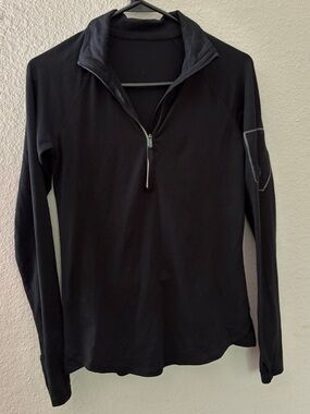 Under Armour Black Long Sleeve Quarter-Zip Athletic Top